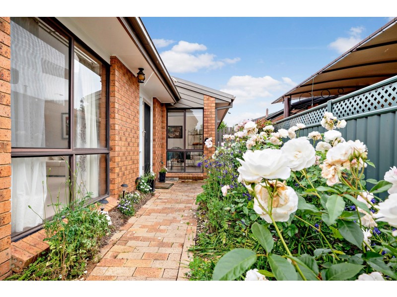 29 Summerville Crescent, Florey ACT 2615