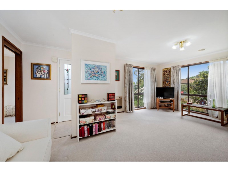 29 Summerville Crescent, Florey ACT 2615