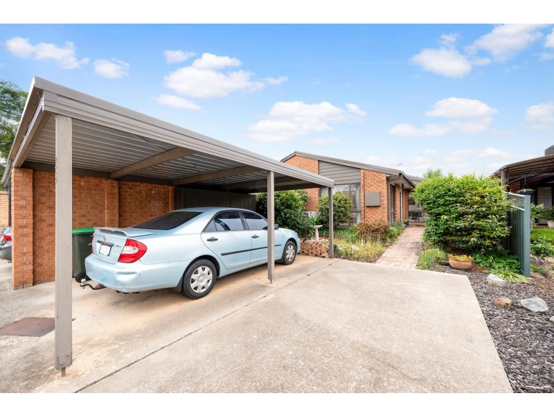 29 Summerville Crescent, Florey ACT 2615