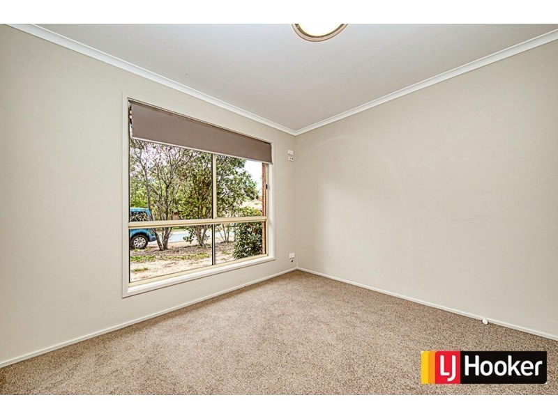 2 Lorne Place, Palmerston ACT 2913