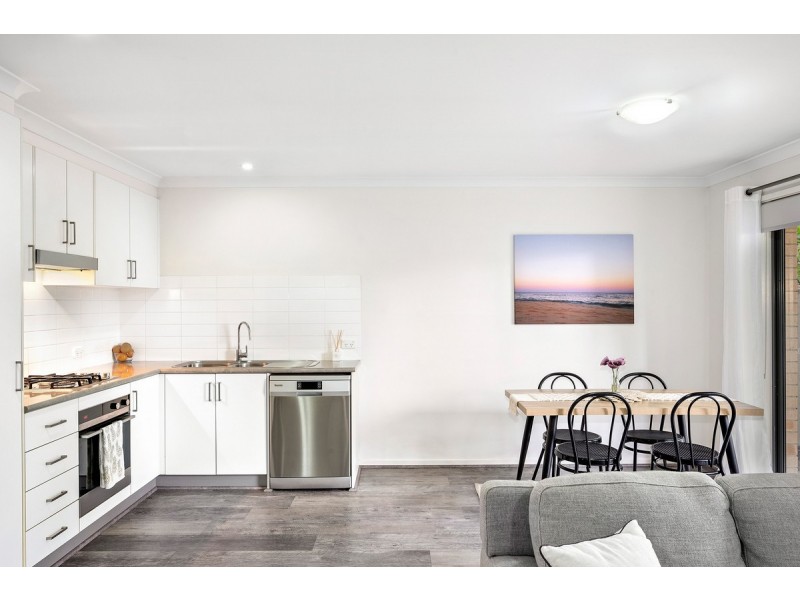 12/204 Macfarlane Burnet Avenue, Macgregor ACT 2615