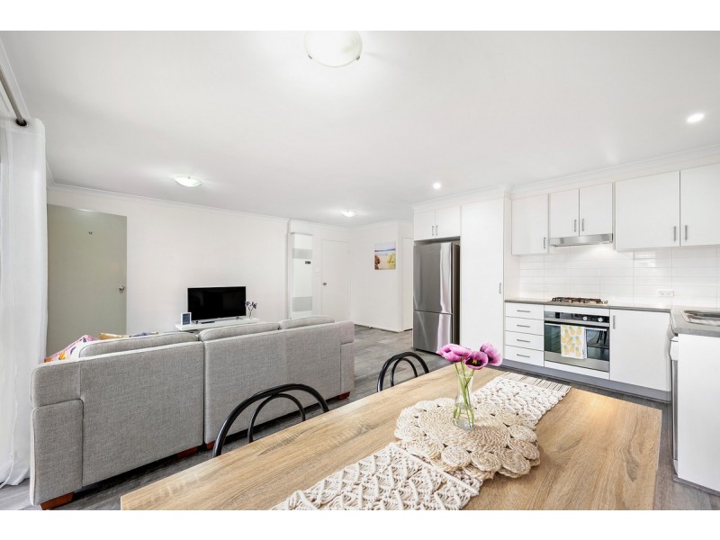 12/204 Macfarlane Burnet Avenue, Macgregor ACT 2615