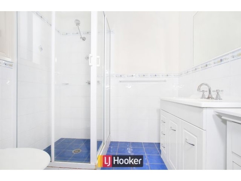 16 May Mills Close, Nicholls ACT 2913