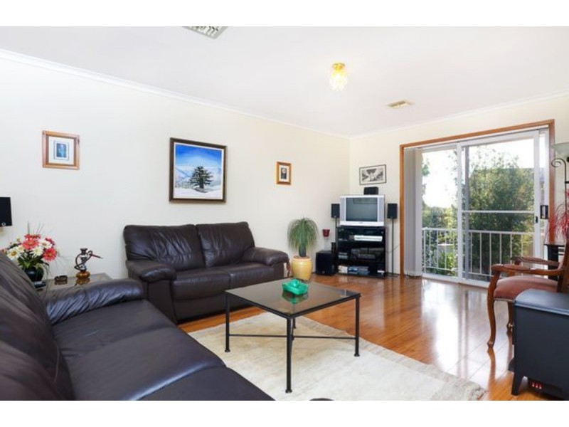 8 Edney Place, Isaacs ACT 2607