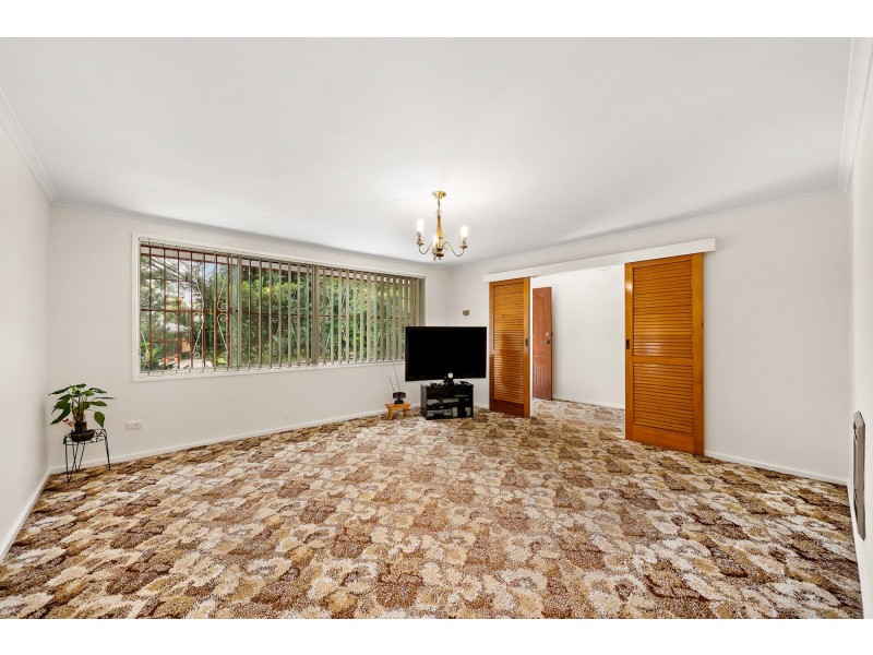 1 Phoenix Place, Giralang ACT 2617