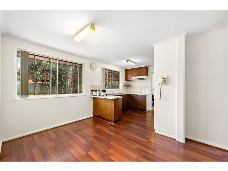 1 Phoenix Place, Giralang ACT 2617