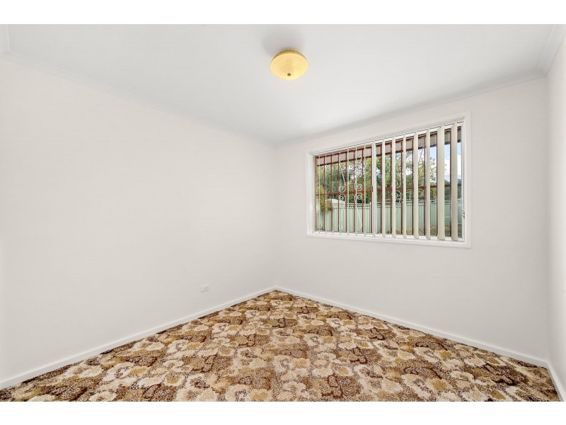 1 Phoenix Place, Giralang ACT 2617