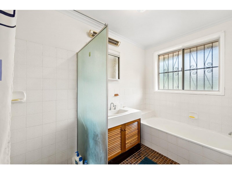 1 Phoenix Place, Giralang ACT 2617