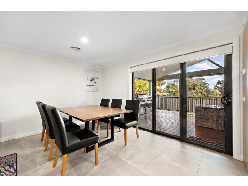 72 Longmore Crescent, Wanniassa ACT 2903