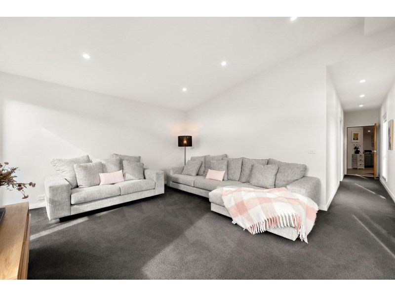 72 Longmore Crescent, Wanniassa ACT 2903