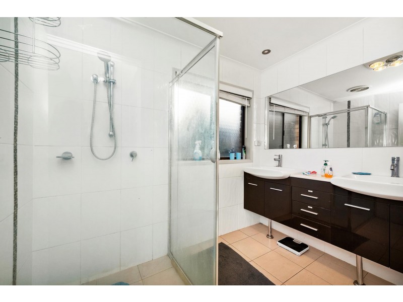 9 Belfield Crescent, Florey ACT 2615