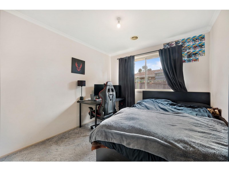 8 Loban Court, Ngunnawal ACT 2913
