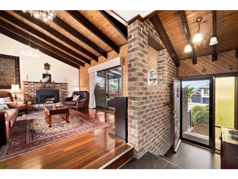 28 Dash Crescent, Fadden ACT 2904