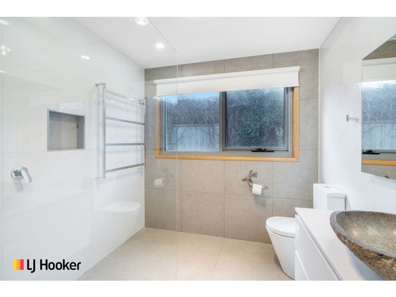6 A Stanley Street, Hackett ACT 2602