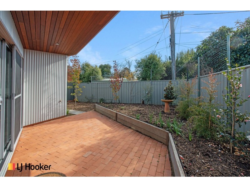 6 A Stanley Street, Hackett ACT 2602