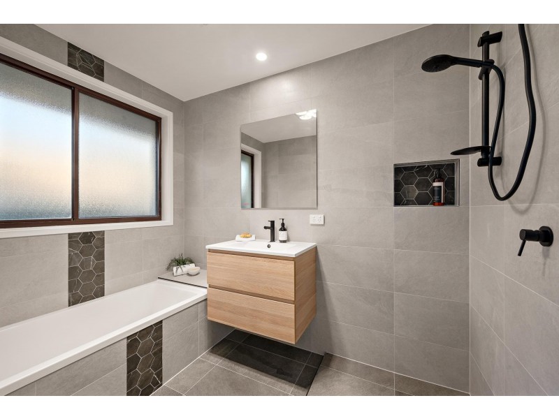 49 Ashkanasy Crescent, Evatt ACT 2617
