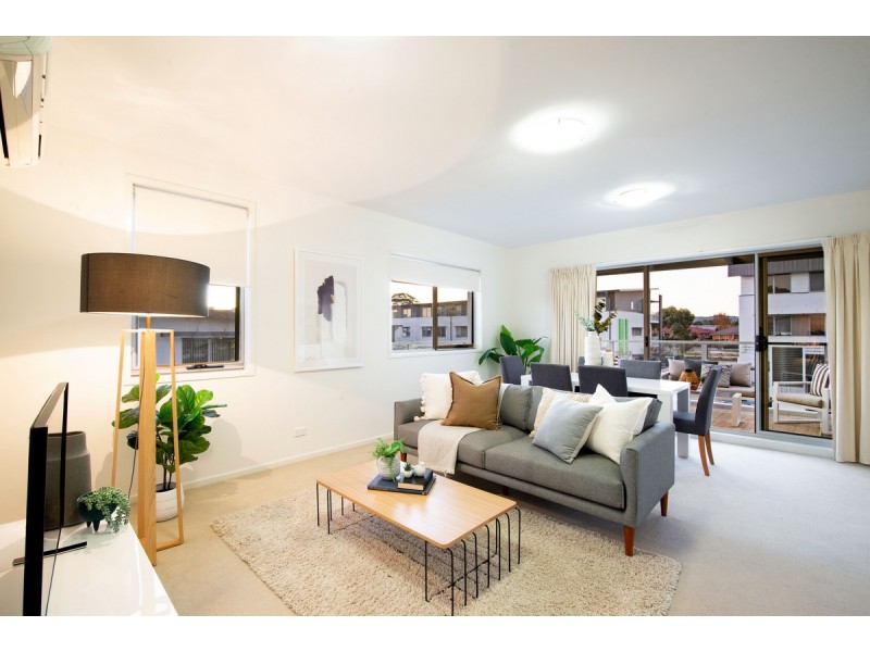 90/329 Flemington Road, Franklin ACT 2913