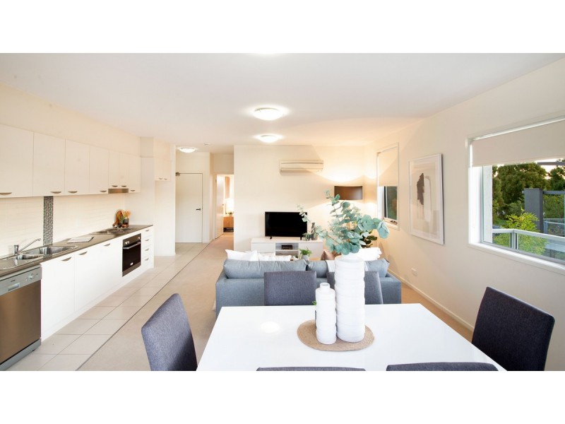 90/329 Flemington Road, Franklin ACT 2913