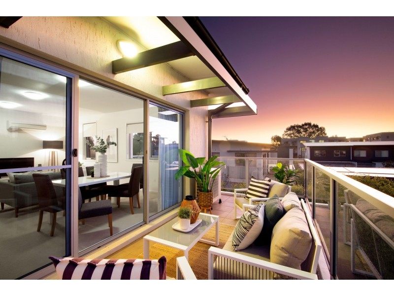 90/329 Flemington Road, Franklin ACT 2913