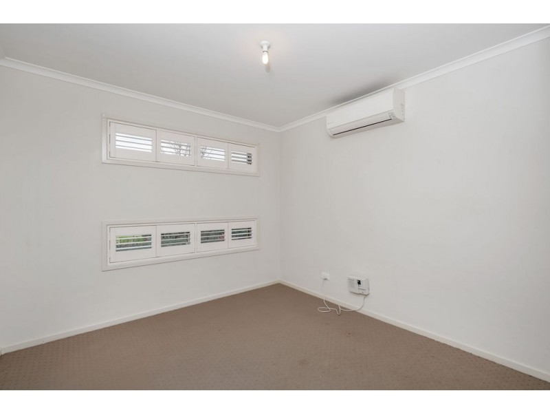 92 Greg Urwin Circuit, Casey ACT 2913