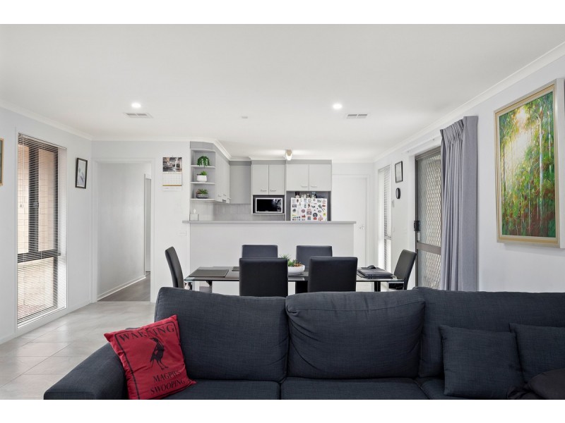 16 Shannon Circuit, Kaleen ACT 2617