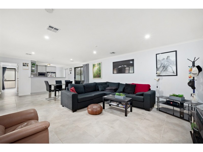 16 Shannon Circuit, Kaleen ACT 2617