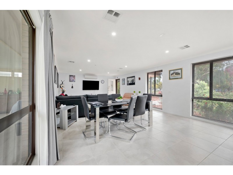 16 Shannon Circuit, Kaleen ACT 2617