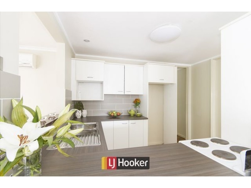 21 Bardsley Place, Holt ACT 2615