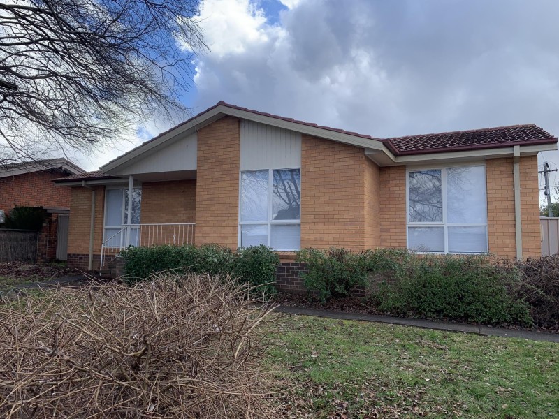 4 Neworra Place, Giralang ACT 2617