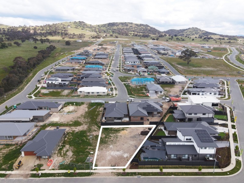 18 Alpine Ash Way, Tralee NSW 2620