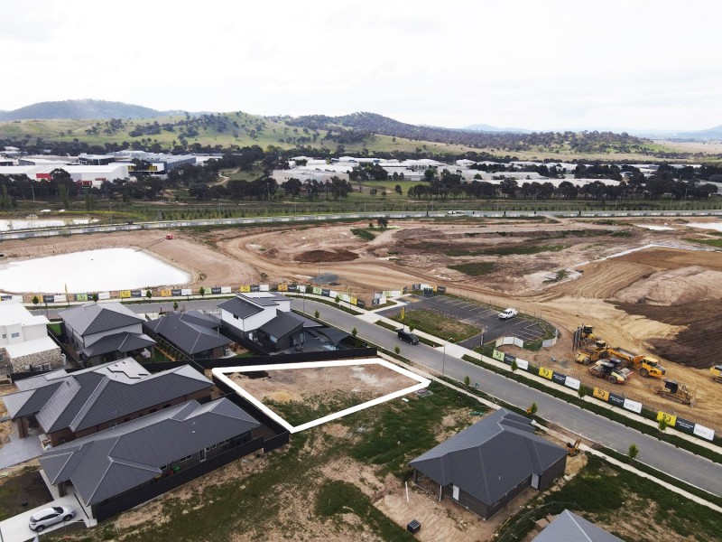 18 Alpine Ash Way, Tralee NSW 2620