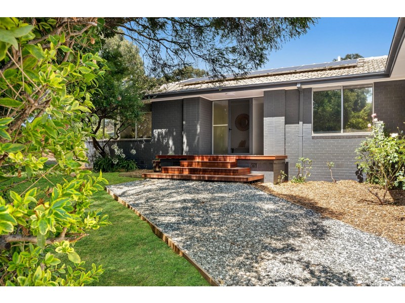 5 Findlay Street, Higgins ACT 2615