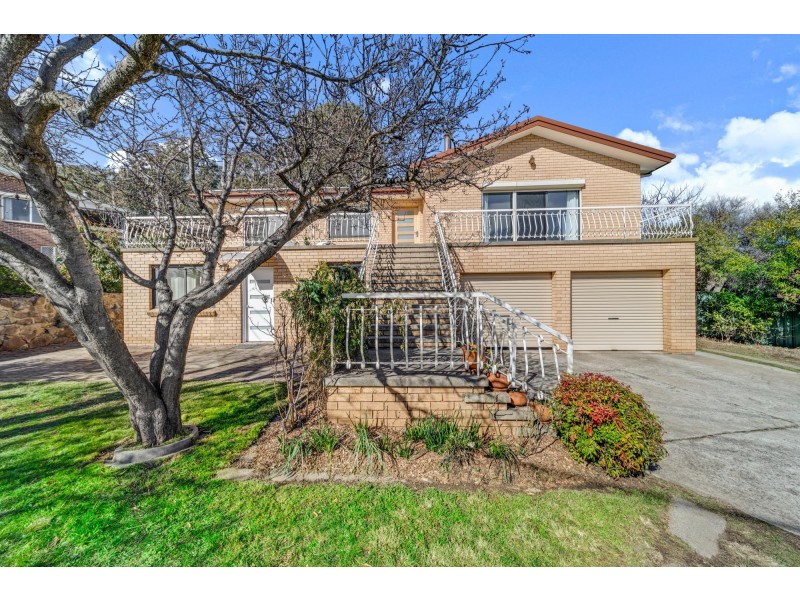 205 Chuculba Crescent, Giralang ACT 2617