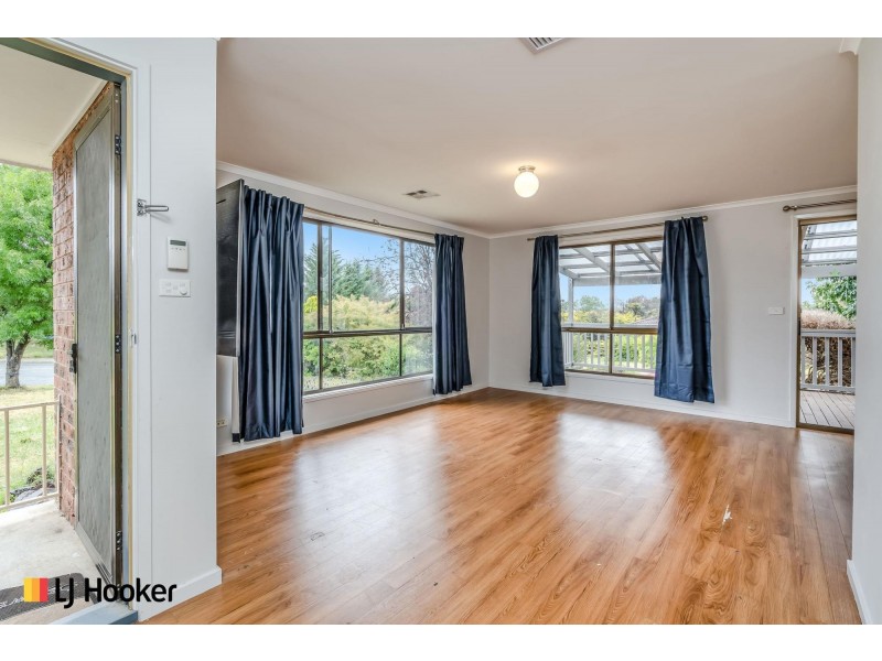 29 Louisa Lawson Crescent, Gilmore ACT 2905