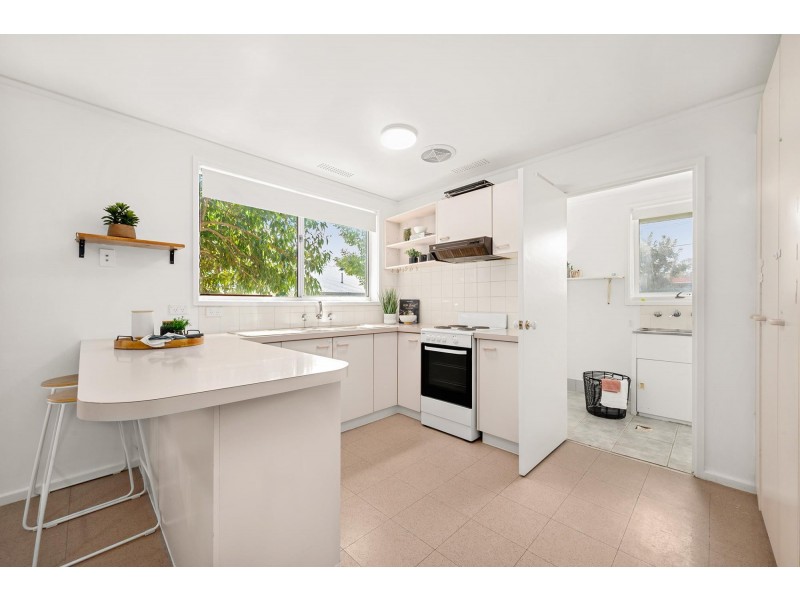 12 Macadam Street, Page ACT 2614