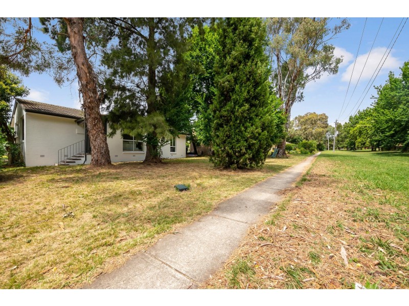 12 Macadam Street, Page ACT 2614