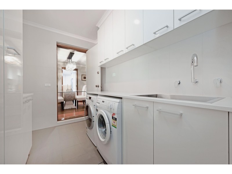 9 Duterrau Crescent, Lyneham ACT 2602