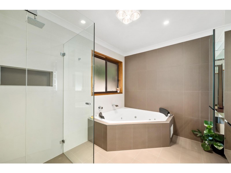 9 Duterrau Crescent, Lyneham ACT 2602