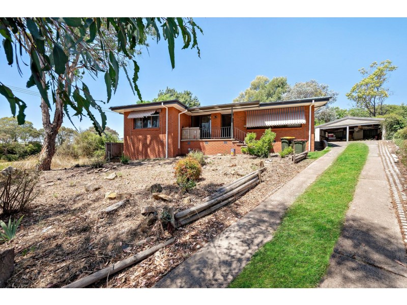 10 Ara Place, Giralang ACT 2617