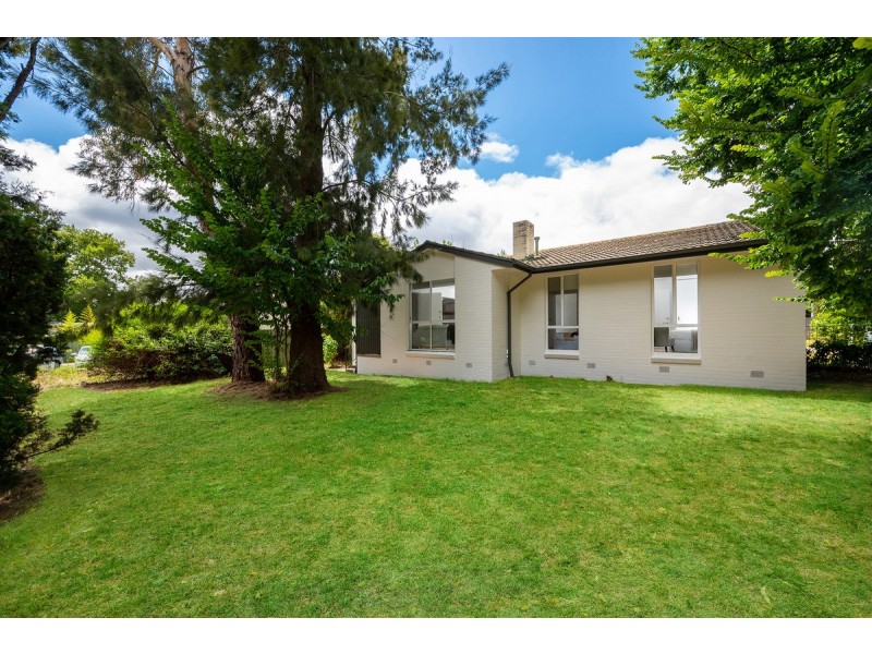 12 Macadam Street, Page ACT 2614