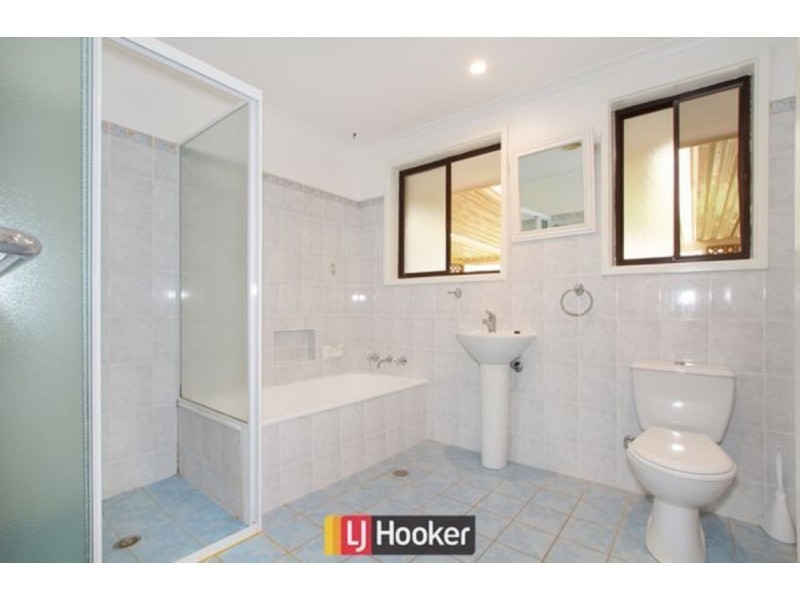 16 Centaurus Crescent, Giralang ACT 2617