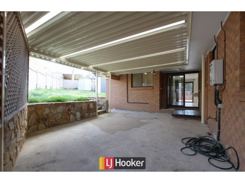16 Centaurus Crescent, Giralang ACT 2617