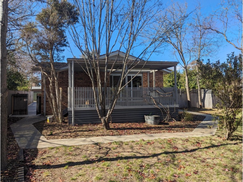 27 Florentine Circuit, Kaleen ACT 2617