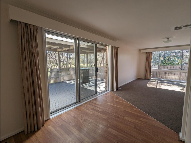 27 Florentine Circuit, Kaleen ACT 2617