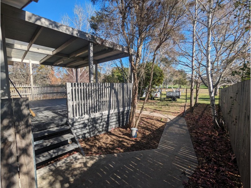 27 Florentine Circuit, Kaleen ACT 2617