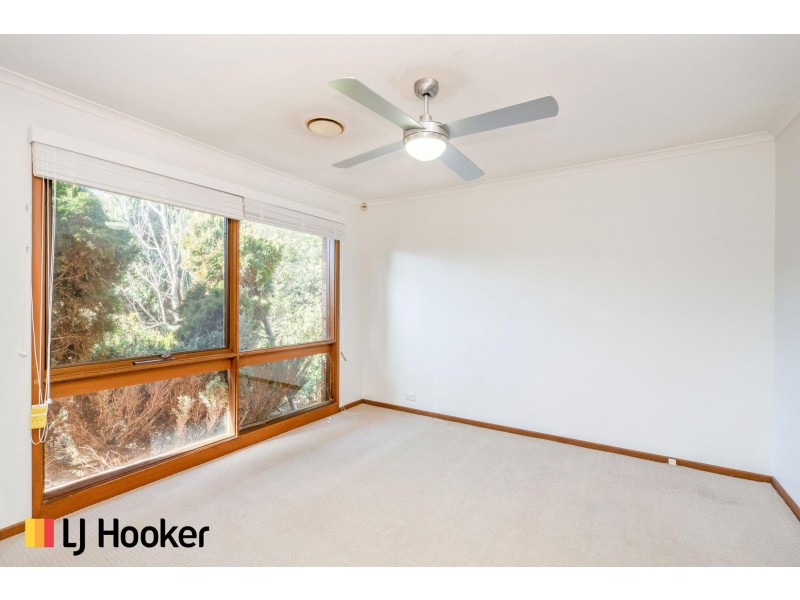 8 Dannevig Place, Florey ACT 2615