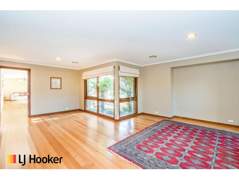 8 Dannevig Place, Florey ACT 2615