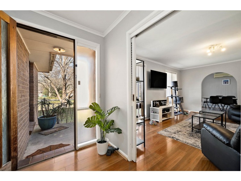 76 Osburn Drive, Macgregor ACT 2615