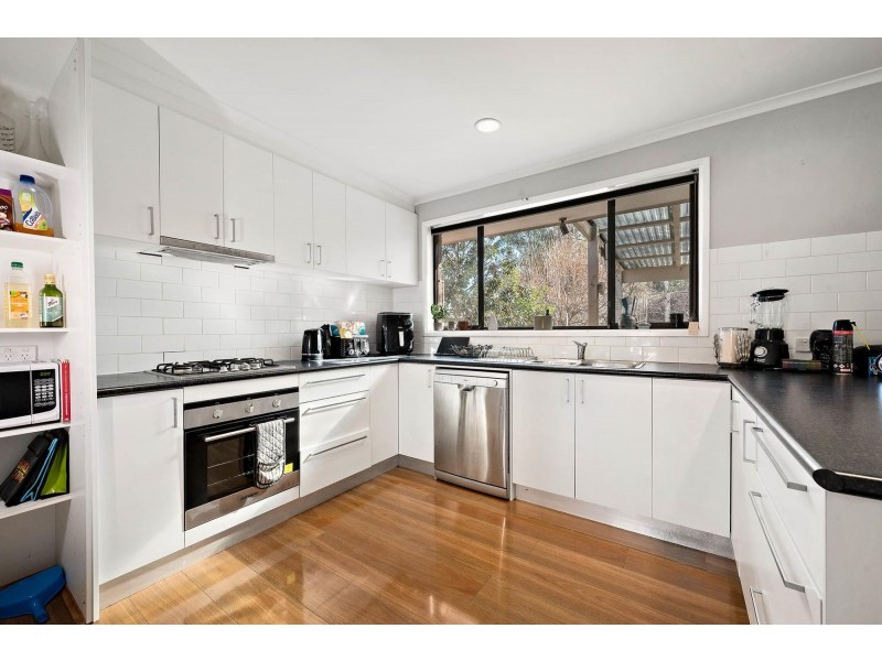 76 Osburn Drive, Macgregor ACT 2615
