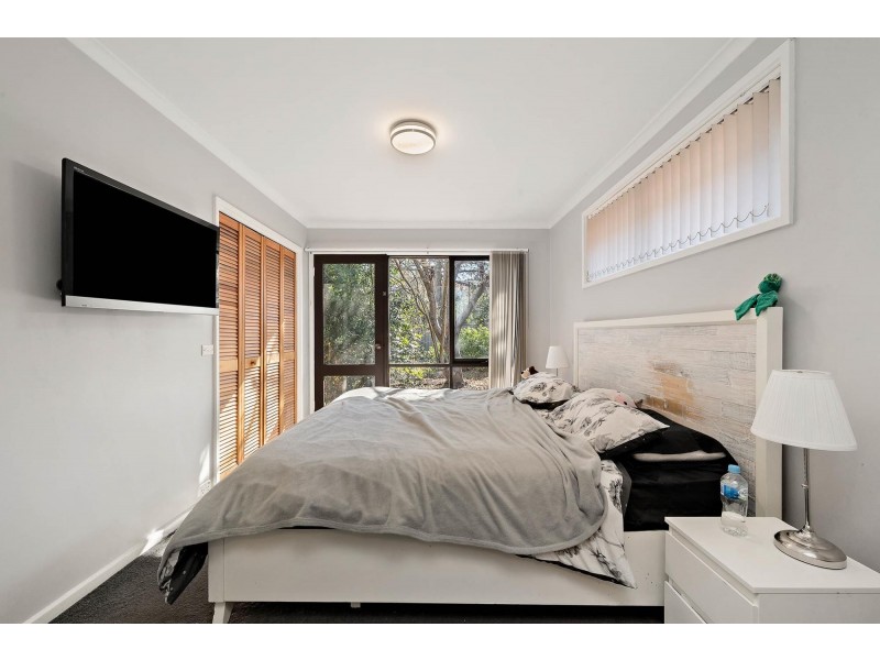76 Osburn Drive, Macgregor ACT 2615